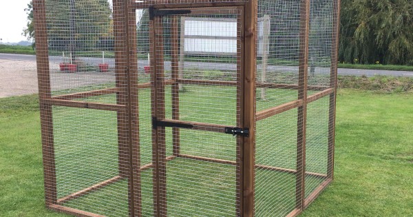 Fox proof hotsell rabbit run